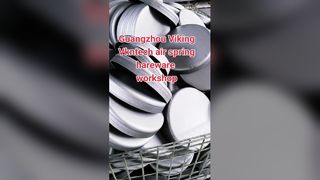 공기 스프링 상판은 어떻게 수용됩니까?